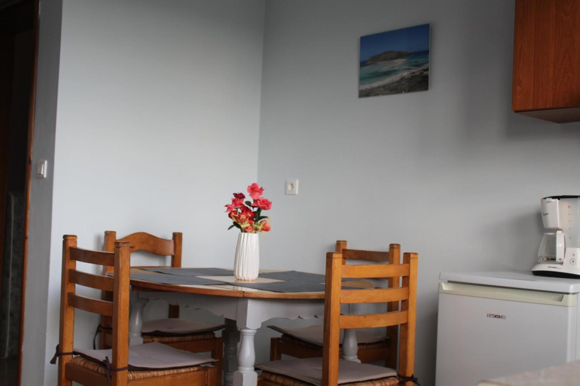 Village Drapanias Apartments キサモス エクステリア 写真